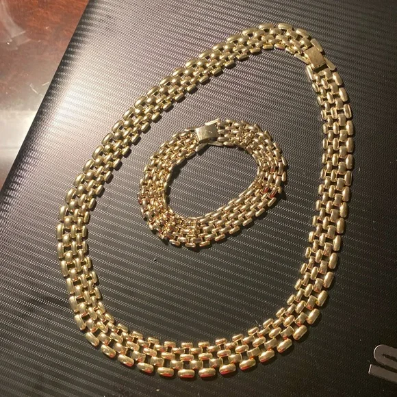 Jewelry necklace and bracelet. Perfect condition - Picture 4 of 7